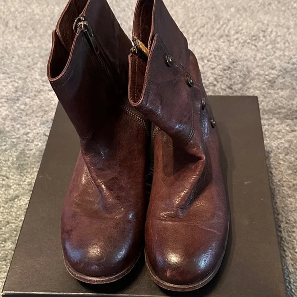 Frye Lynn Short Military Boots - Picture 2 of 6